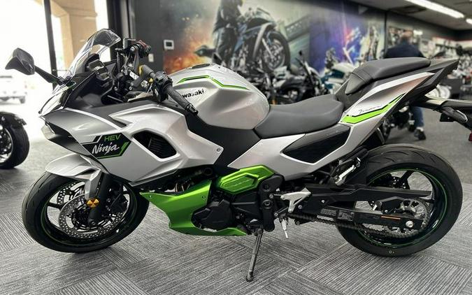 2024 Kawasaki Ninja® 7 Hybrid ABS