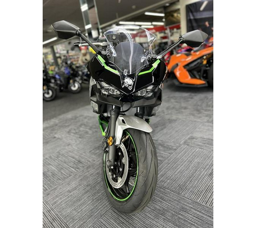 2024 Kawasaki Ninja® 7 Hybrid ABS