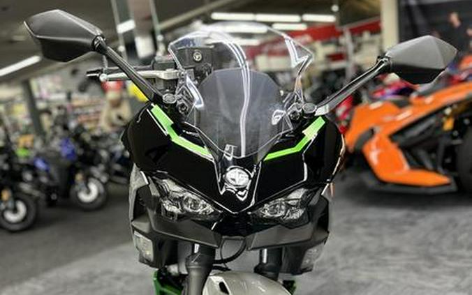 2024 Kawasaki Ninja® 7 Hybrid ABS