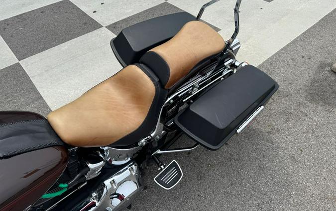 2011 Harley-Davidson® DELUXE