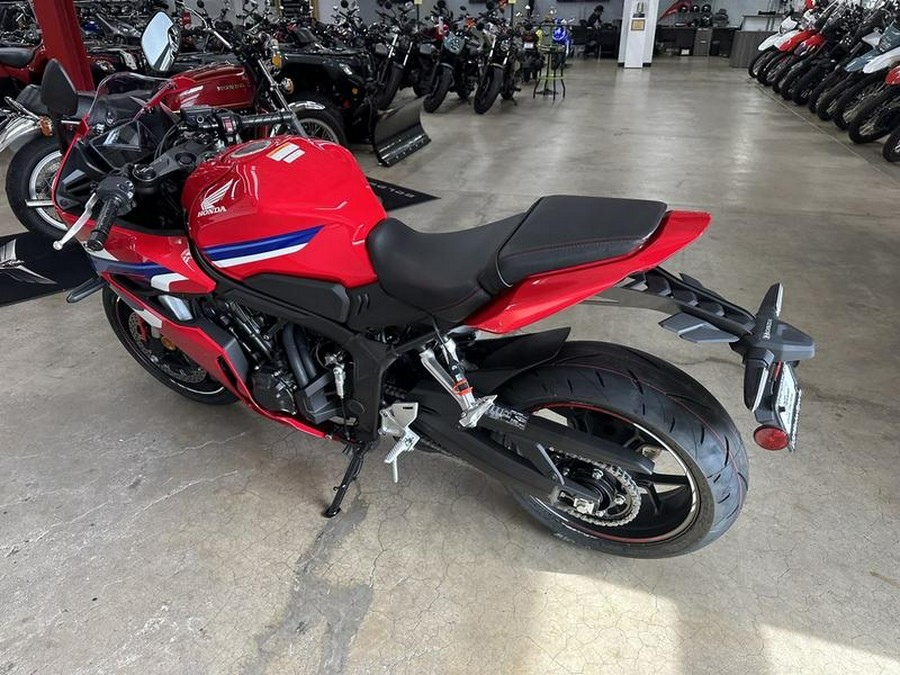 2025 Honda® CBR650R E-Clutch