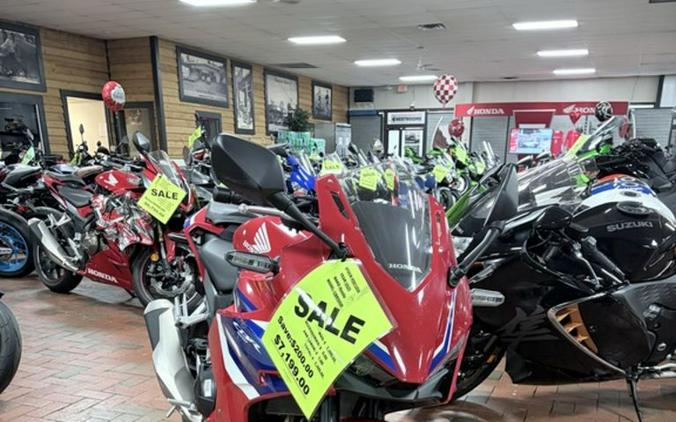 2025 Honda® CBR500R