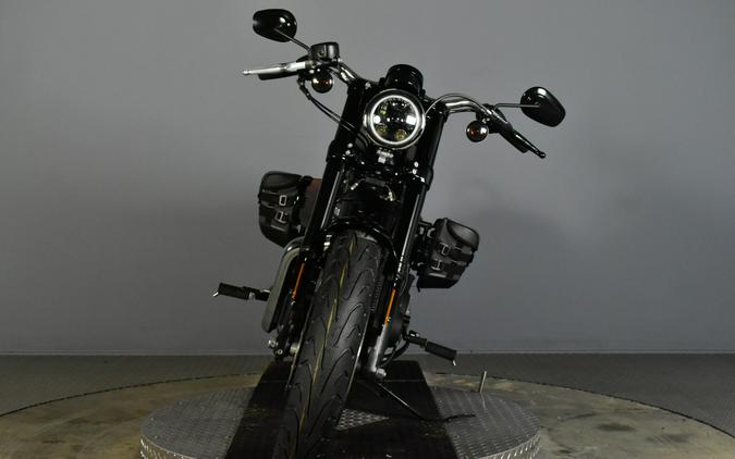 2018 Harley-Davidson 1200 Custom Industrial Gray Denim/Black Denim