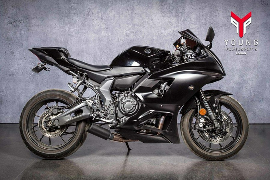 2025 Yamaha YZF-R7