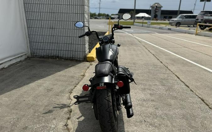 2021 Indian Scout Bobber Sixty ABS Thunder Black