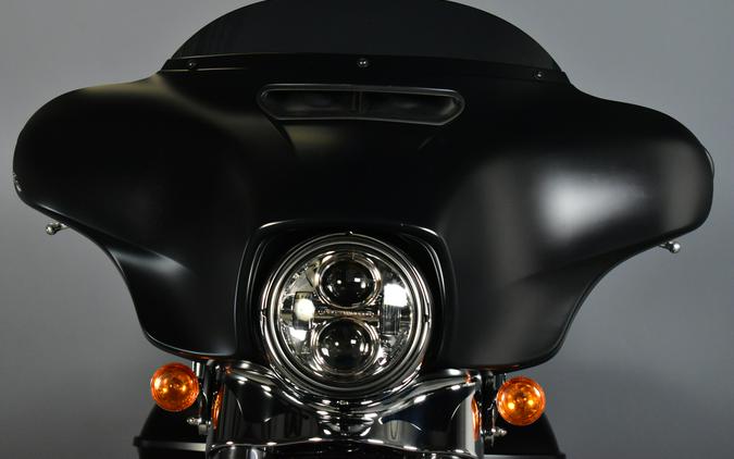 2022 Harley-Davidson Street Glide Special Black Denim