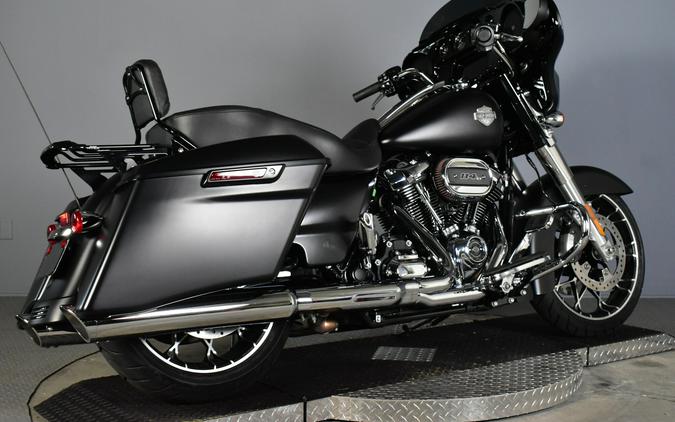 2022 Harley-Davidson Street Glide Special Black Denim