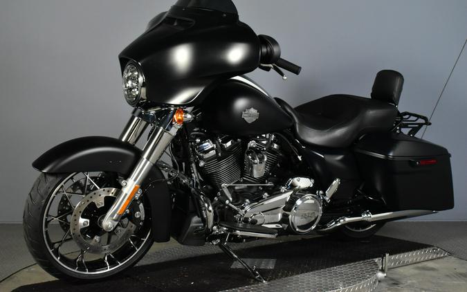 2022 Harley-Davidson Street Glide Special Black Denim