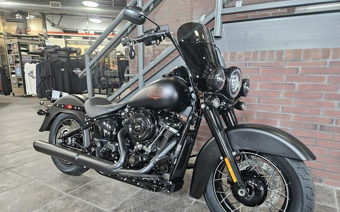 2026 Harley-Davidson® FLHD - Deadwood™