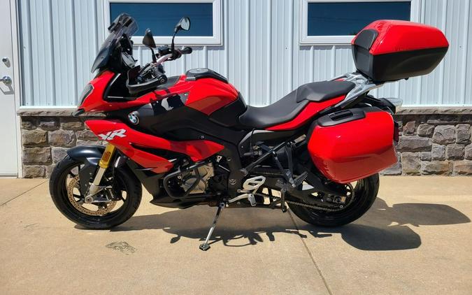 2016 BMW S 1000 XR Premium Racing Red