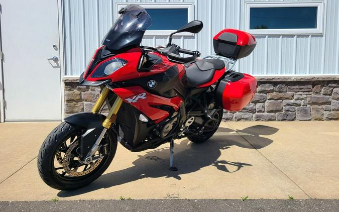 2016 BMW S 1000 XR Premium Racing Red