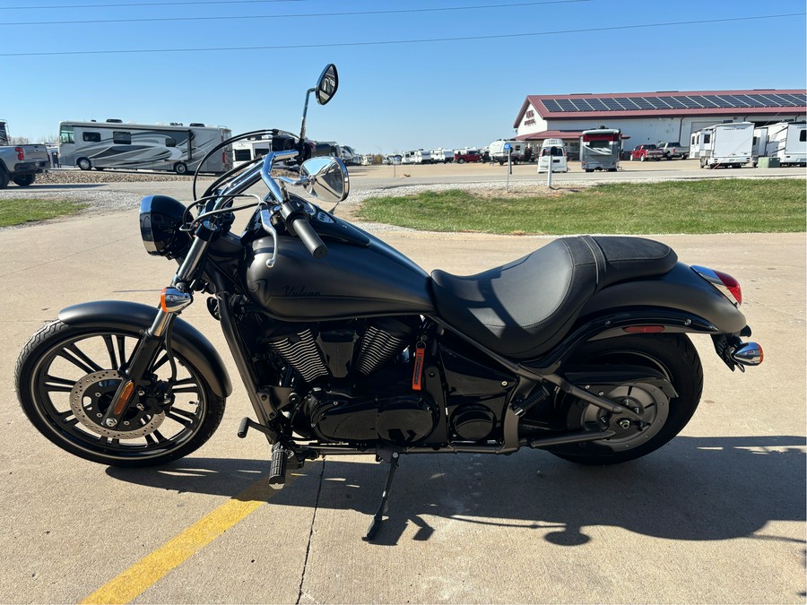 2024 Kawasaki Vulcan 900 Custom