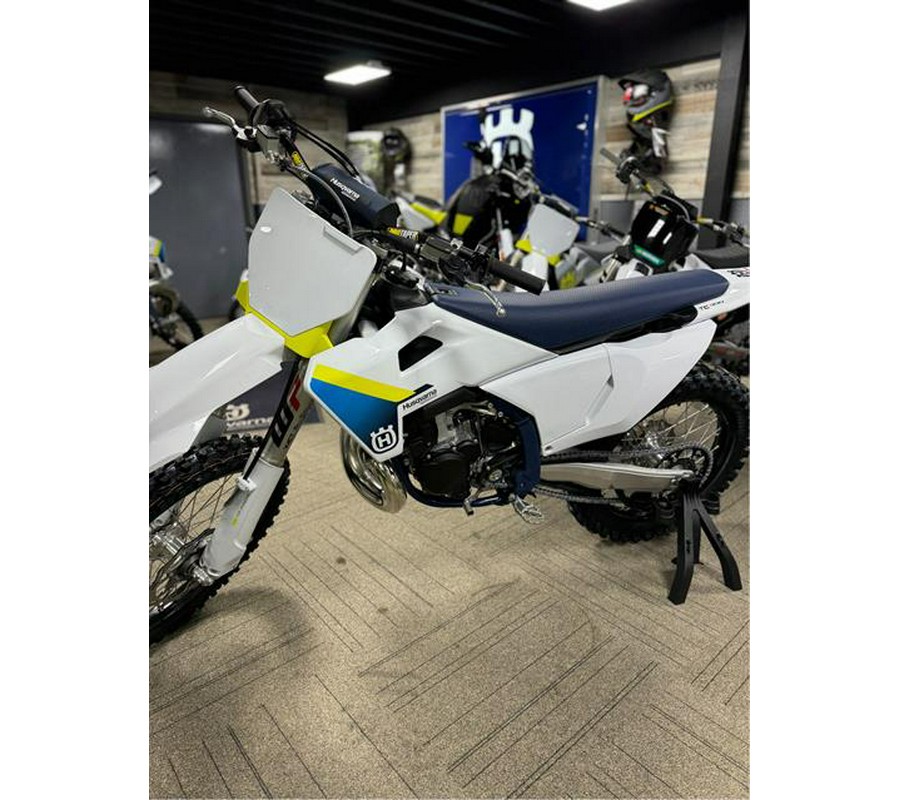 2025 Husqvarna TC 300