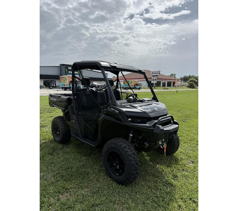 2026 Can-Am® Defender XT HD11