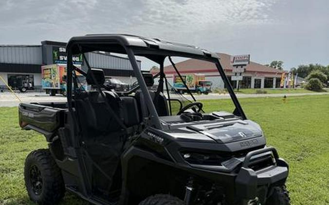 2026 Can-Am® Defender XT HD11