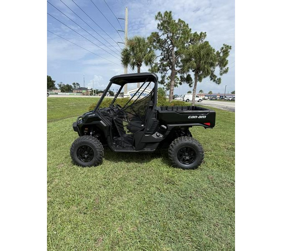 2026 Can-Am® Defender XT HD11