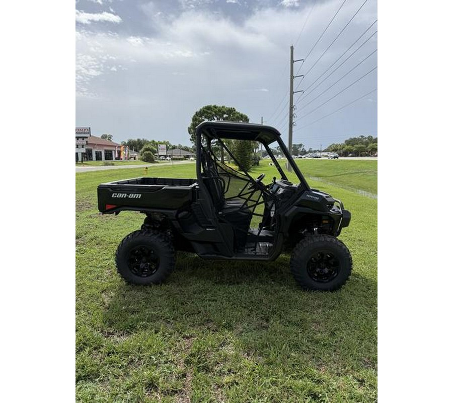 2026 Can-Am® Defender XT HD11