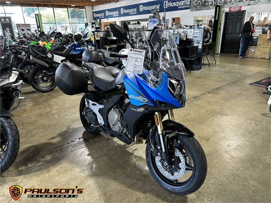 2023 CFMOTO 650 Adventura