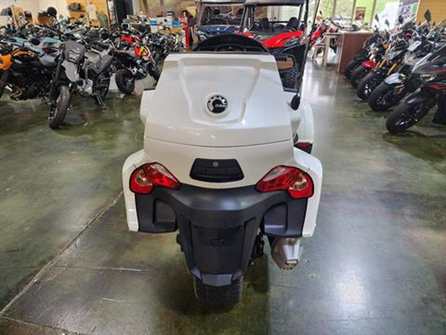 2014 Can-Am Spyder® RT SE6