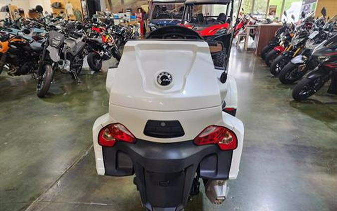 2014 Can-Am Spyder® RT SE6