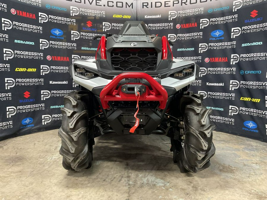 2025 Can-Am® Outlander X mr 1000R Hyper Silver & Legion Red