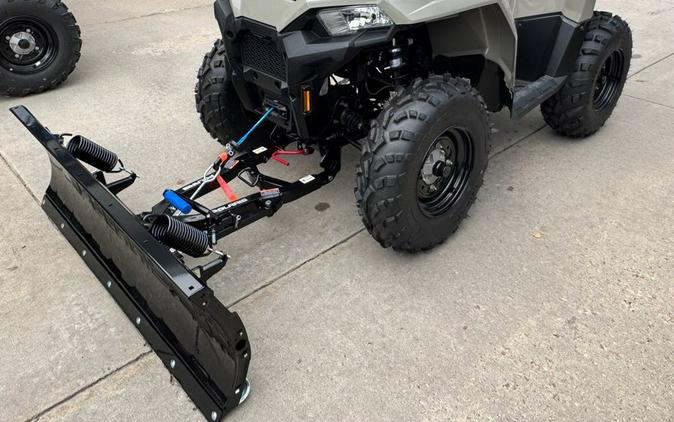 2026 Polaris SPORTSMAN 570 DESERT SAND with Plow