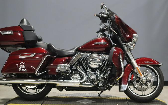 2015 Harley-Davidson® Electra Glide® Ultra Classic™ Mysterious Red Sunglo