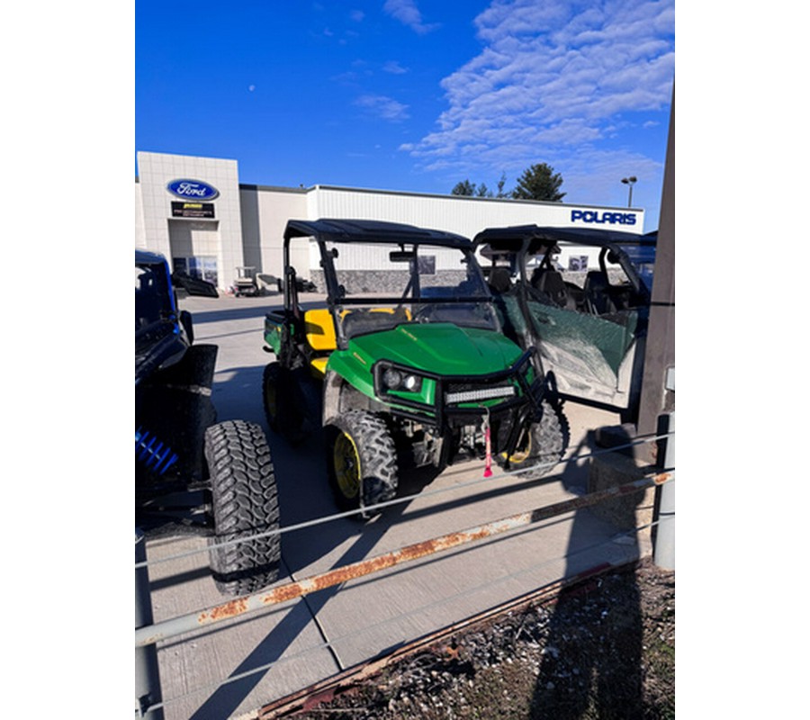 2019 John Deere XUV590M
