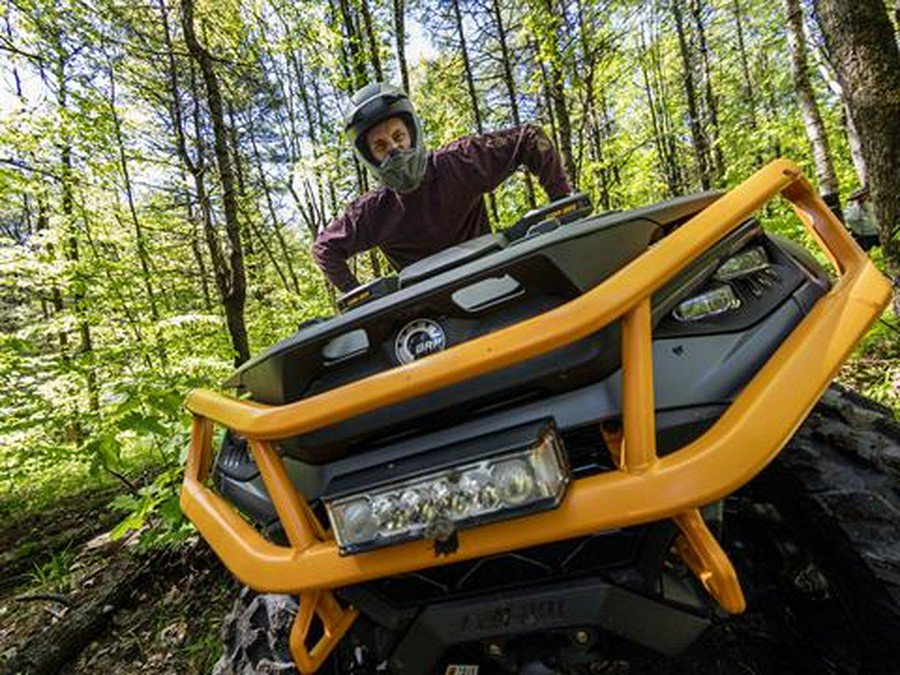 2026 Can-Am Outlander XT-P 1000R Smart-Shox with 10.25 in. touchscreen display