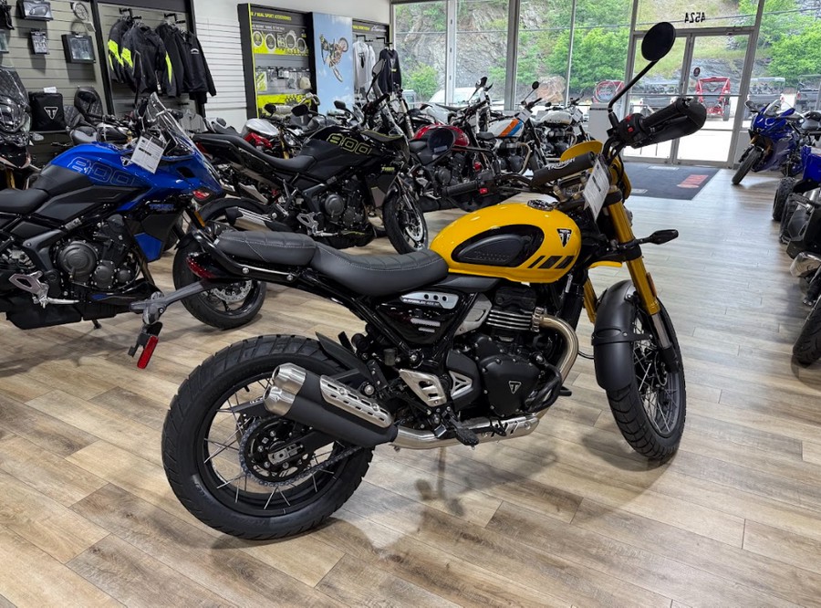 2026 Scrambler 400 XC - Triumph