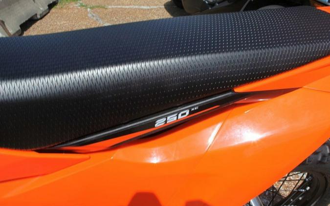 2027 KTM XC 250