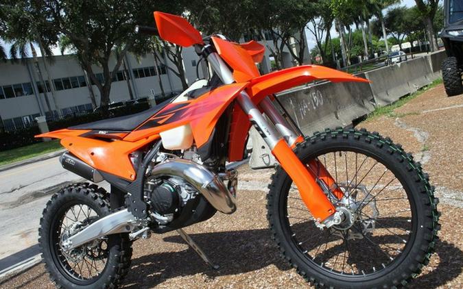 2027 KTM XC 250