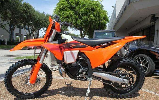 2027 KTM XC 250