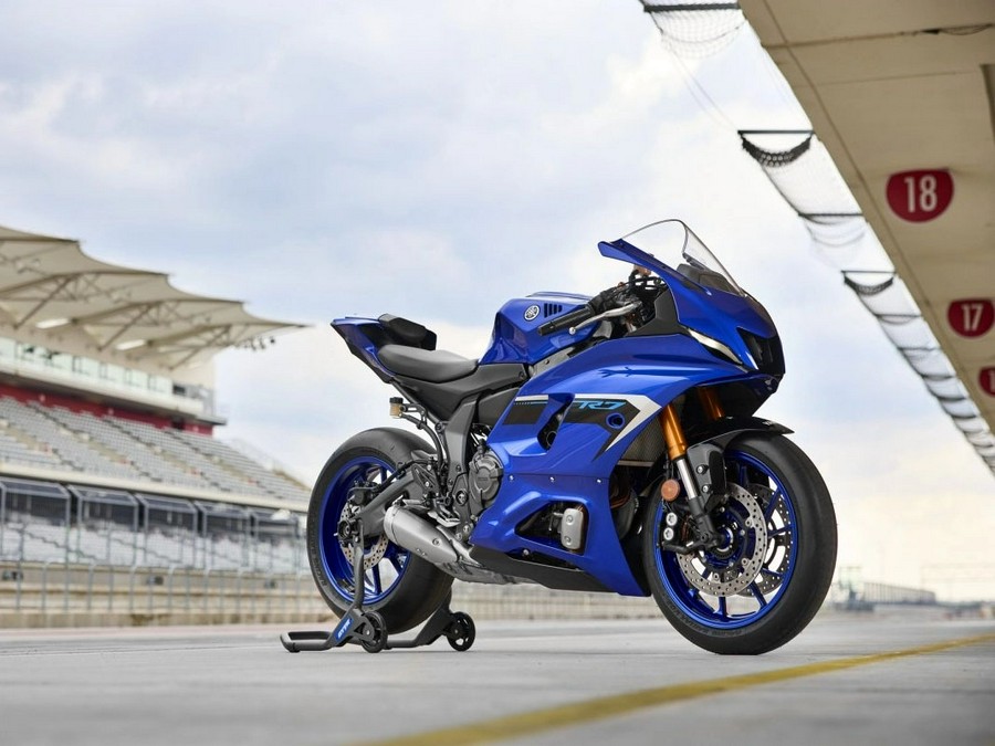 2025 Yamaha YZF R7