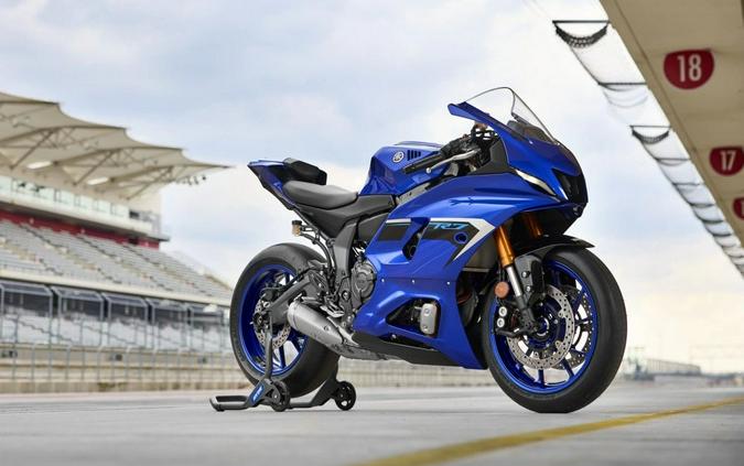 2025 Yamaha YZF R7