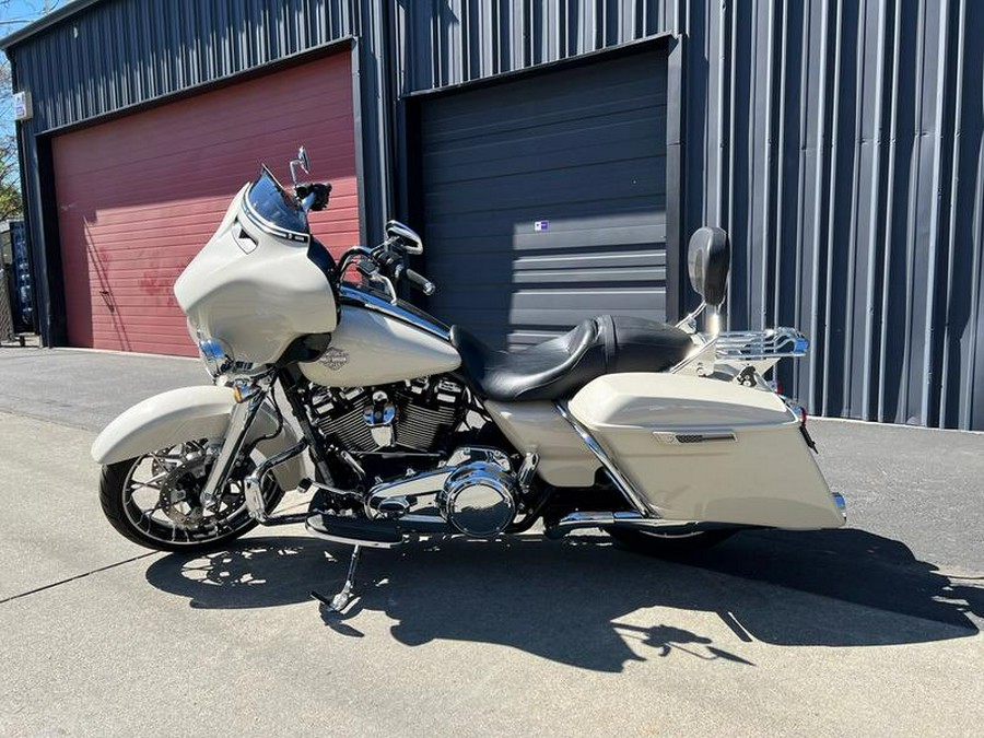 2022 Harley-Davidson® FLHXS - Street Glide® Special