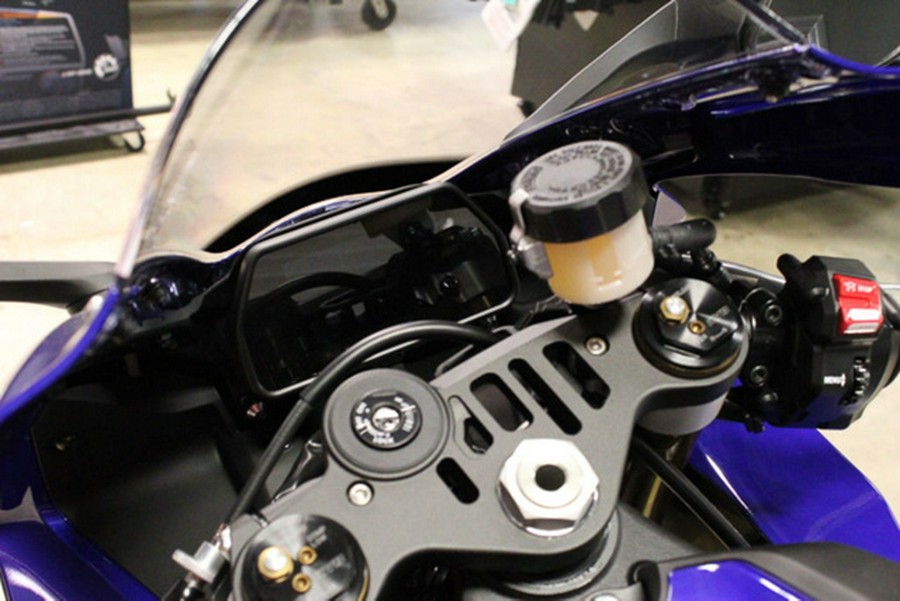 2026 Yamaha YZFR1T1L