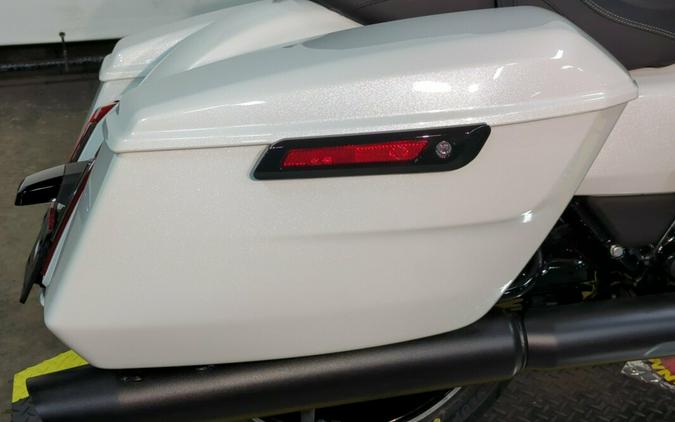 2024 Harley-Davidson® Road Glide® White Onyx Pearl – Black Finish