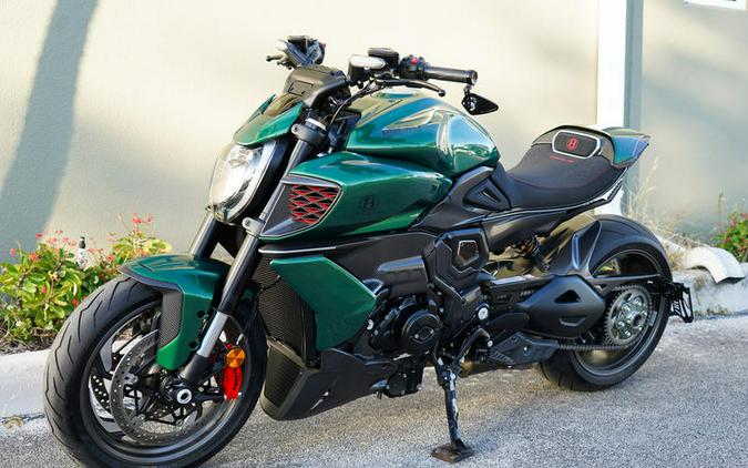2024 Ducati Diavel for Bentley