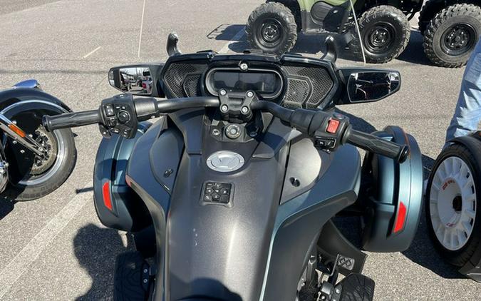 2023 Can-Am Spyder F3 Limited Dark Wheels