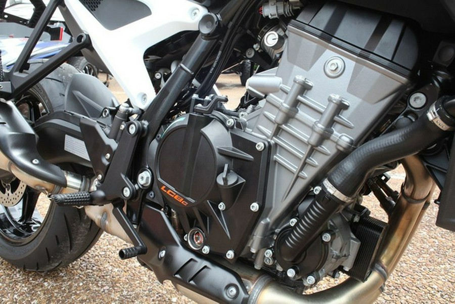 2027 KTM 990 Duke