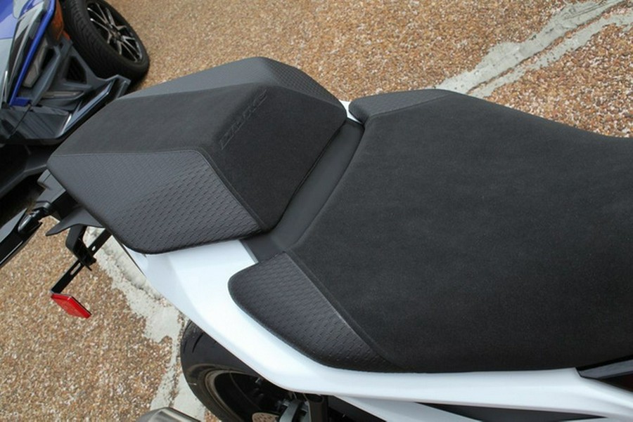 2027 KTM 990 Duke