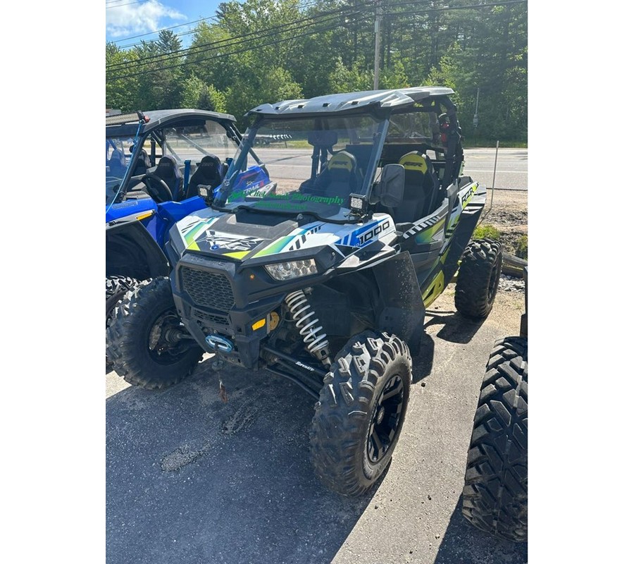 2017 Polaris Industries RZR XP 1000 EPS WHITE LIGHTNING