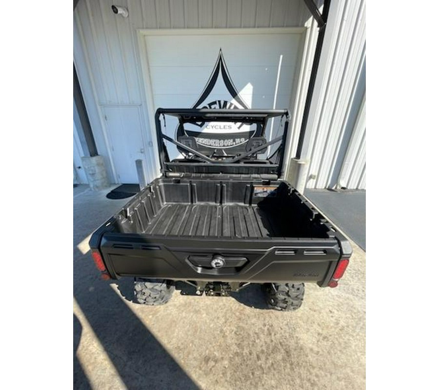 2026 Can-Am® Defender DPS HD7 Dark Wildland Camo