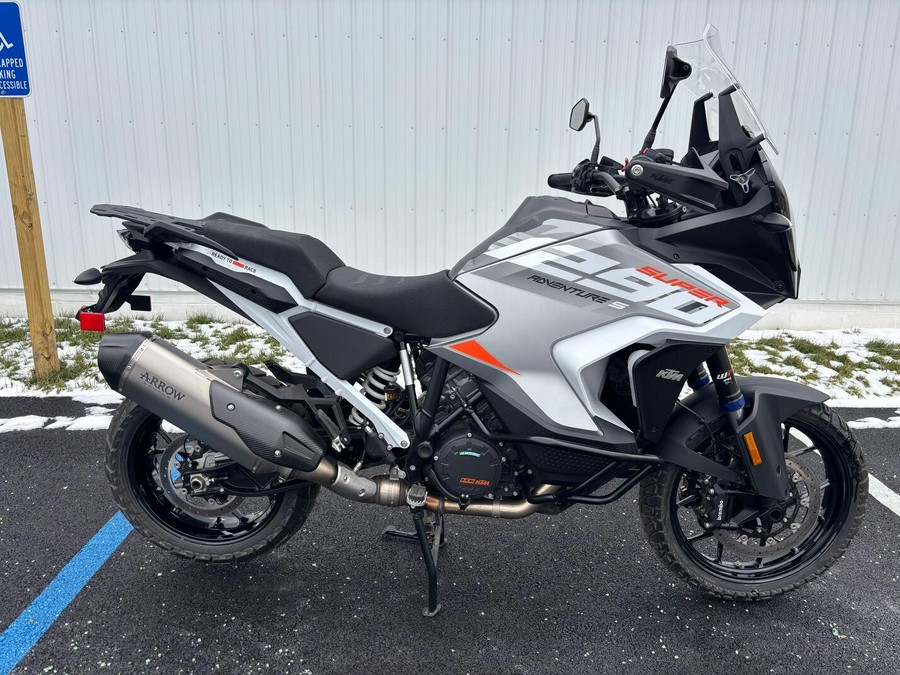 2024 KTM Super Adventure S