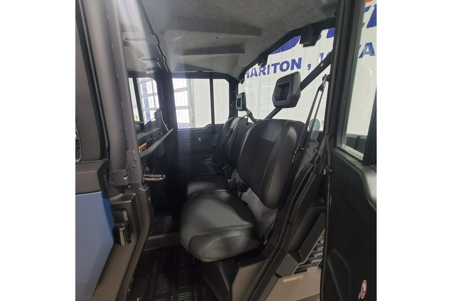 2026 Can-Am Defender MAX XT CAB HD11