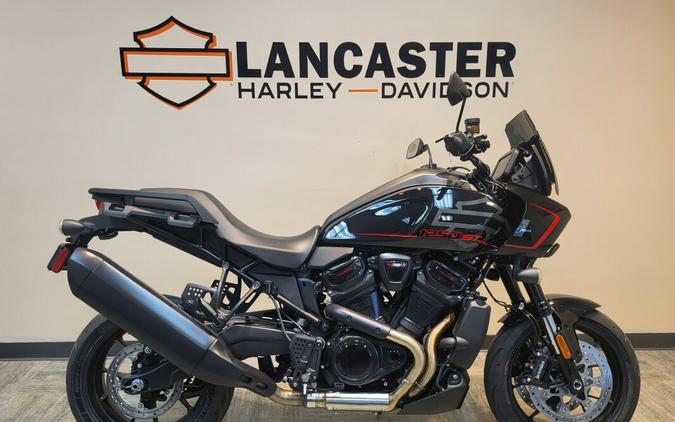 2025 Harley-Davidson Pan America® 1250 ST Vivid Black RA1250ST