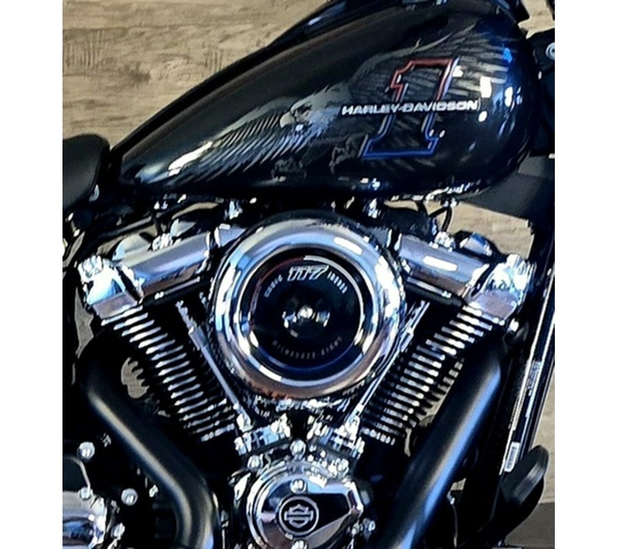 2026 Harley-Davidson Softail FLHC - Heritage Classic