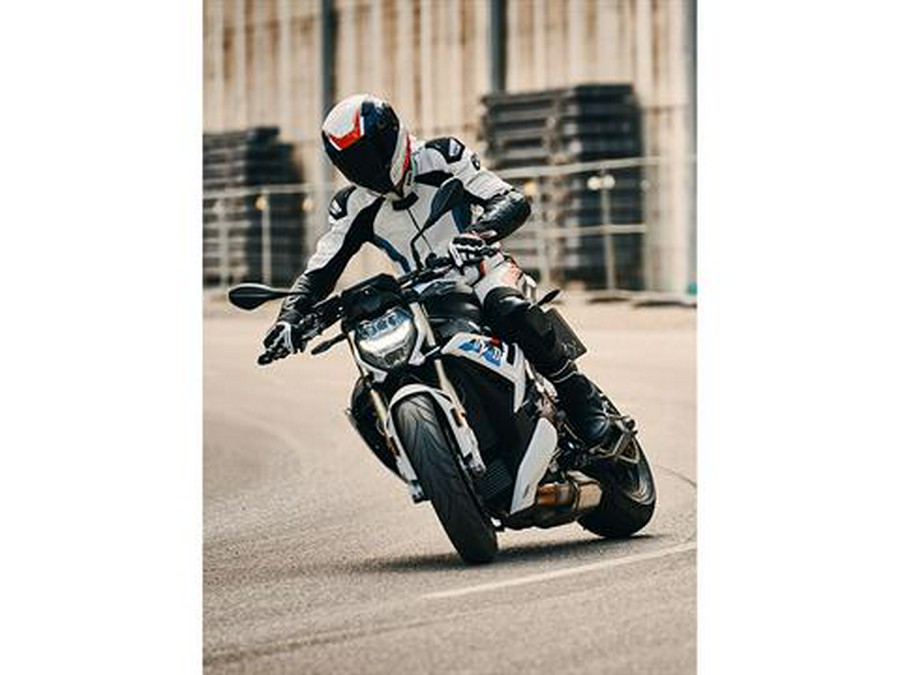 2024 BMW S 1000 R