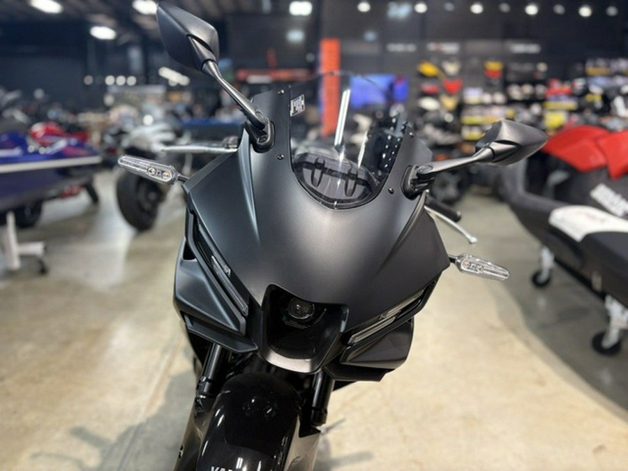 2025 Yamaha YZF R3